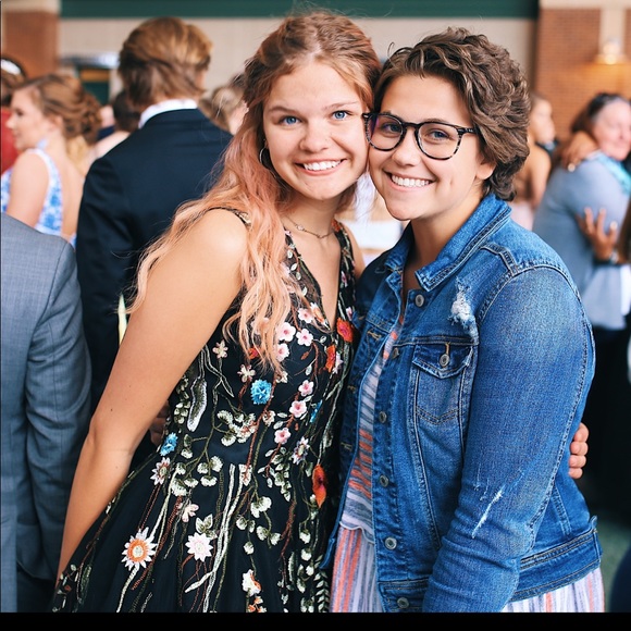 PROM DRESS!!!! - Picture 4 of 6